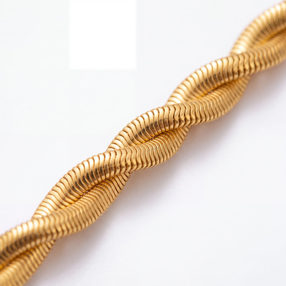 Helix Bracelet Gold